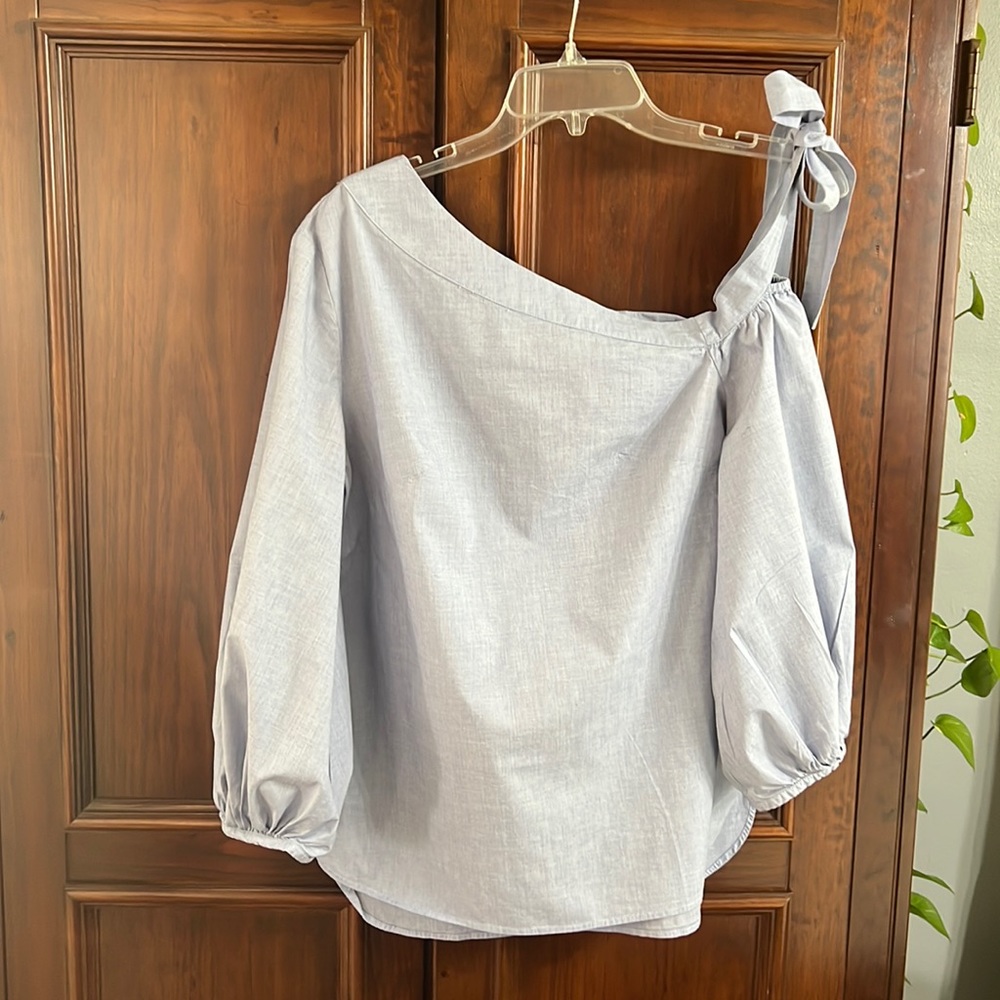 Womens  One-Shoulder Ruffled One Shoulder Blouse -  size  XSmall